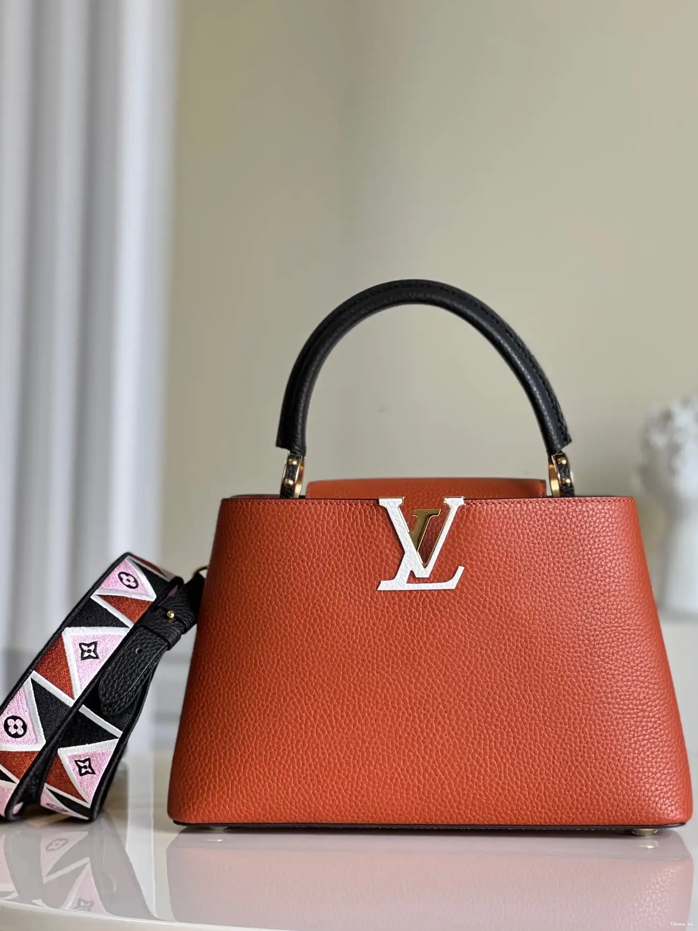Affordable LOUIS CAPUCINES VUITTON MM 0509